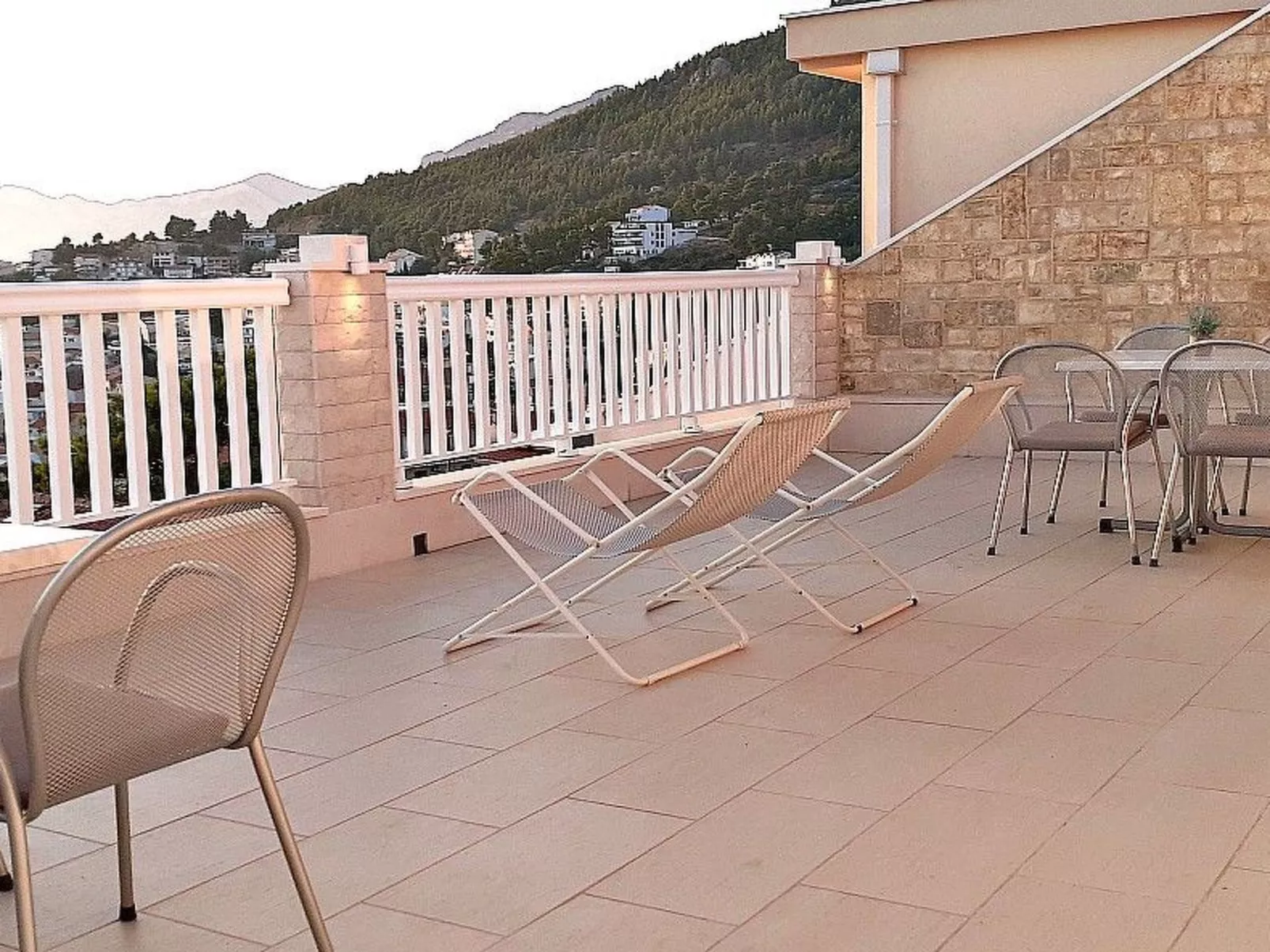 Strandnahe Ferienwohnung mit tollem Ausblick-Binnen