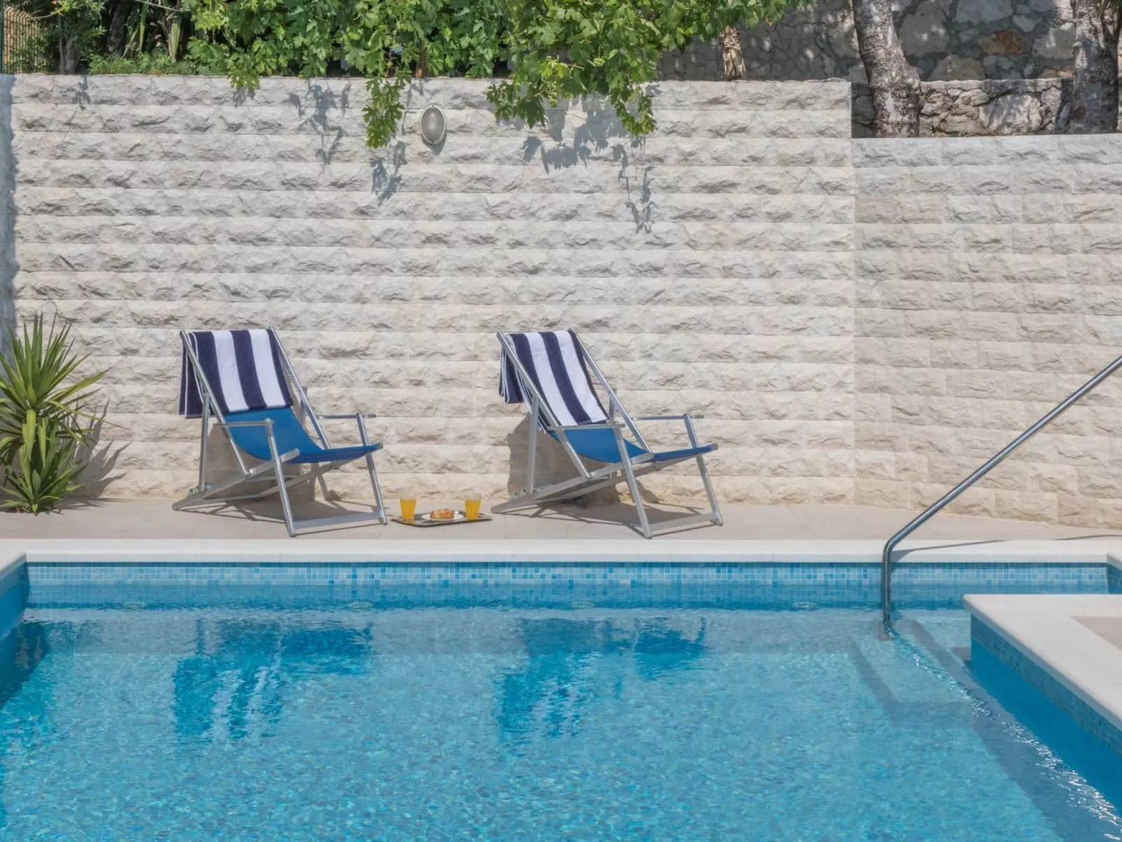 Appartement "Zorka" mit Blick auf das Wasser-Buiten