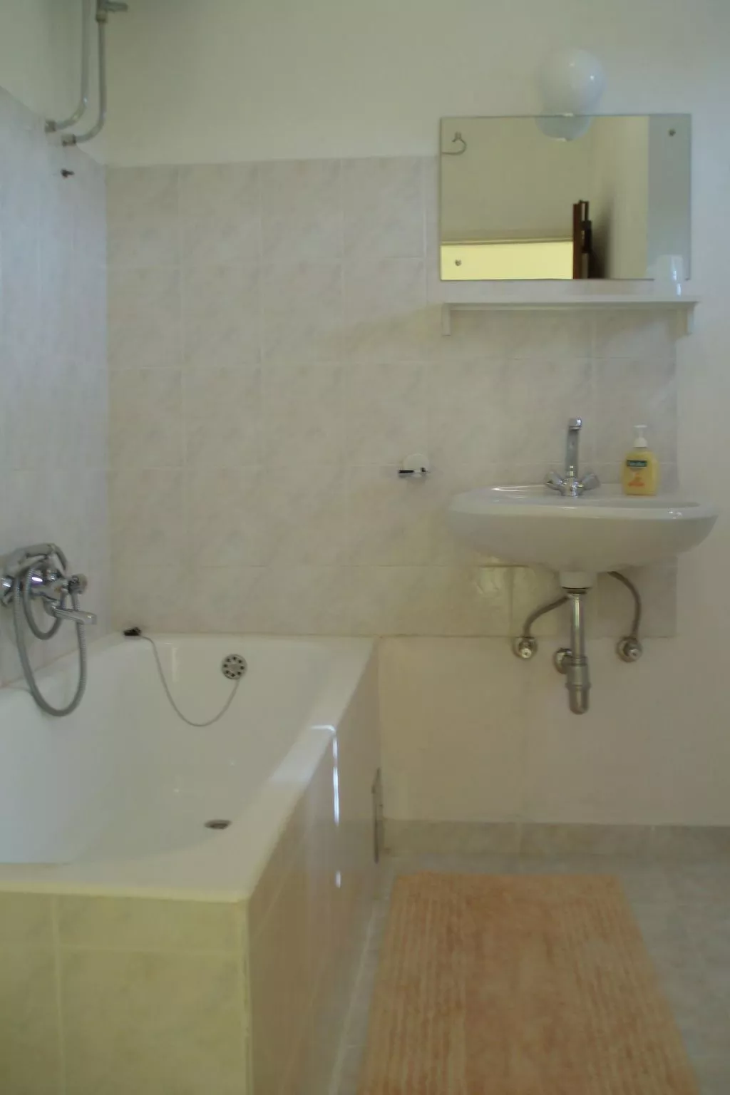 Wohnung mit zwei Schlafzimmern, direkt am Meer-Binnen