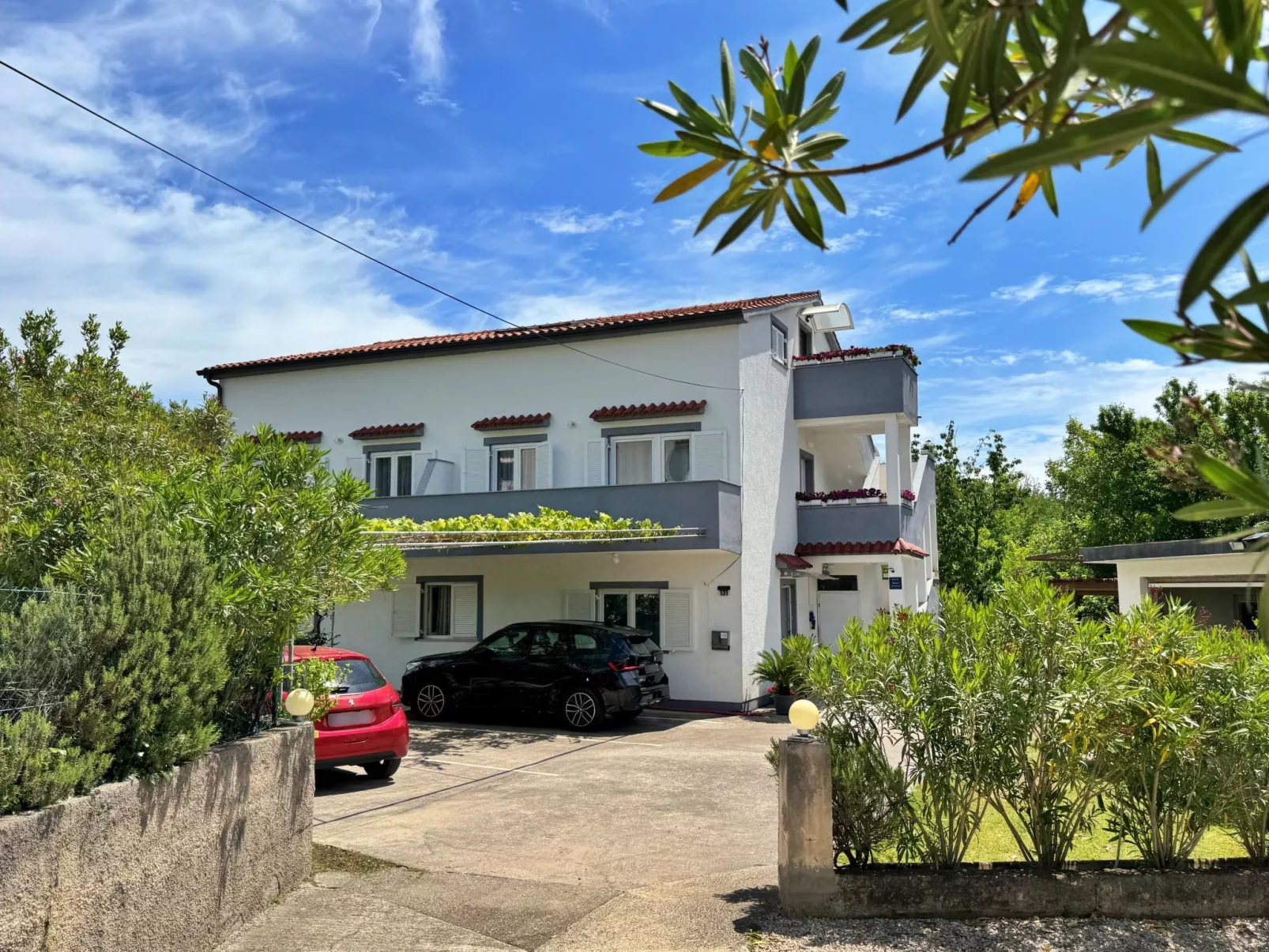 Apartments Nikolic-Binnen