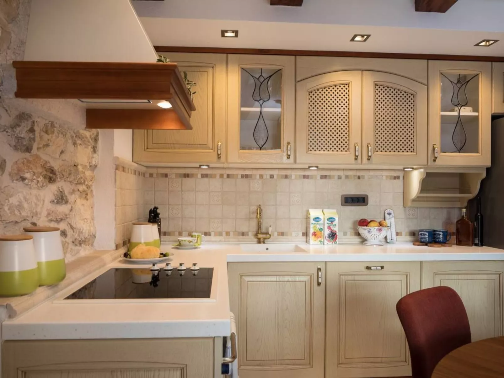 Villa Josipovi Dvori-Binnen