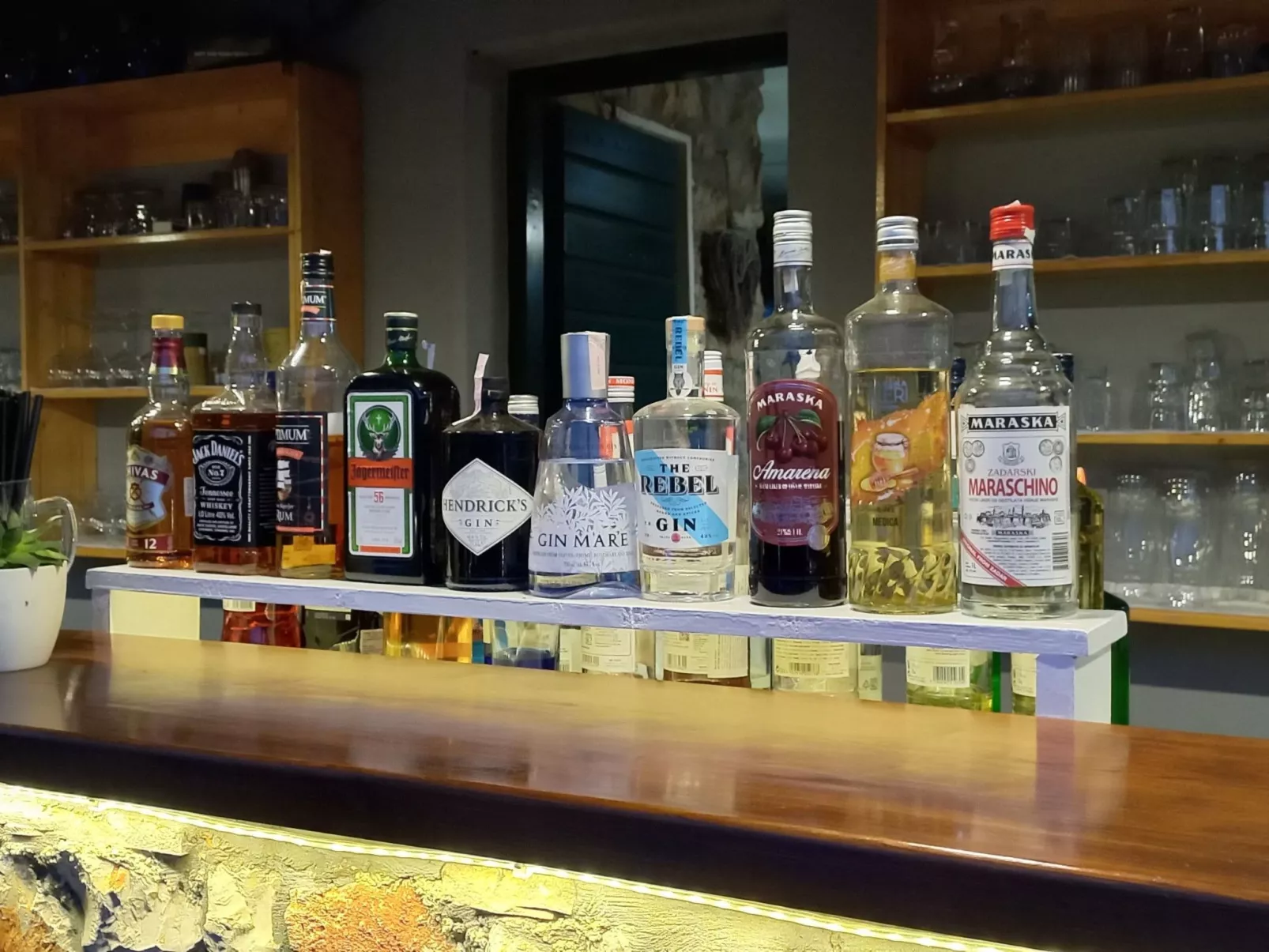 Strandhaus Sofia - Ferienanlage Bain, Žut - Kornati-Buiten