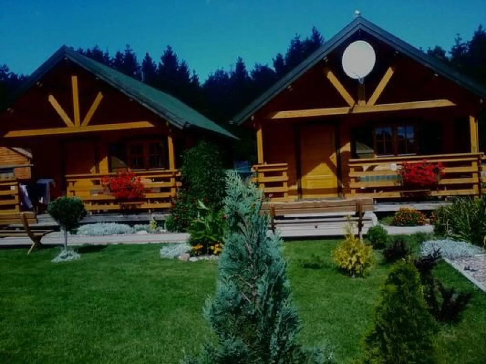 Gemütliches Holzferienhaus mit Grill und Garten-Image-tags.info