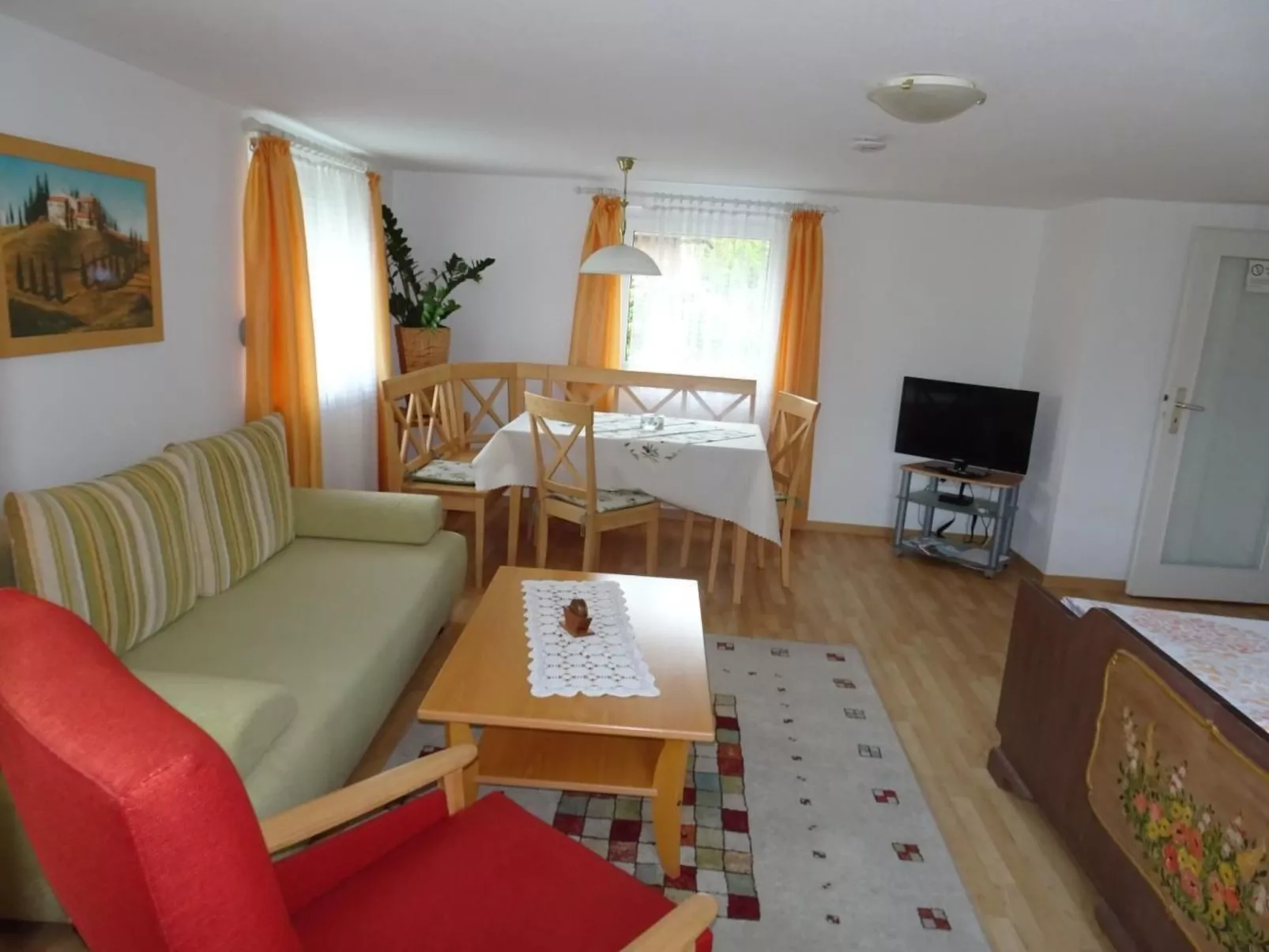 Nette Wohnung in Garitz mit Garten und Terrasse-Binnen