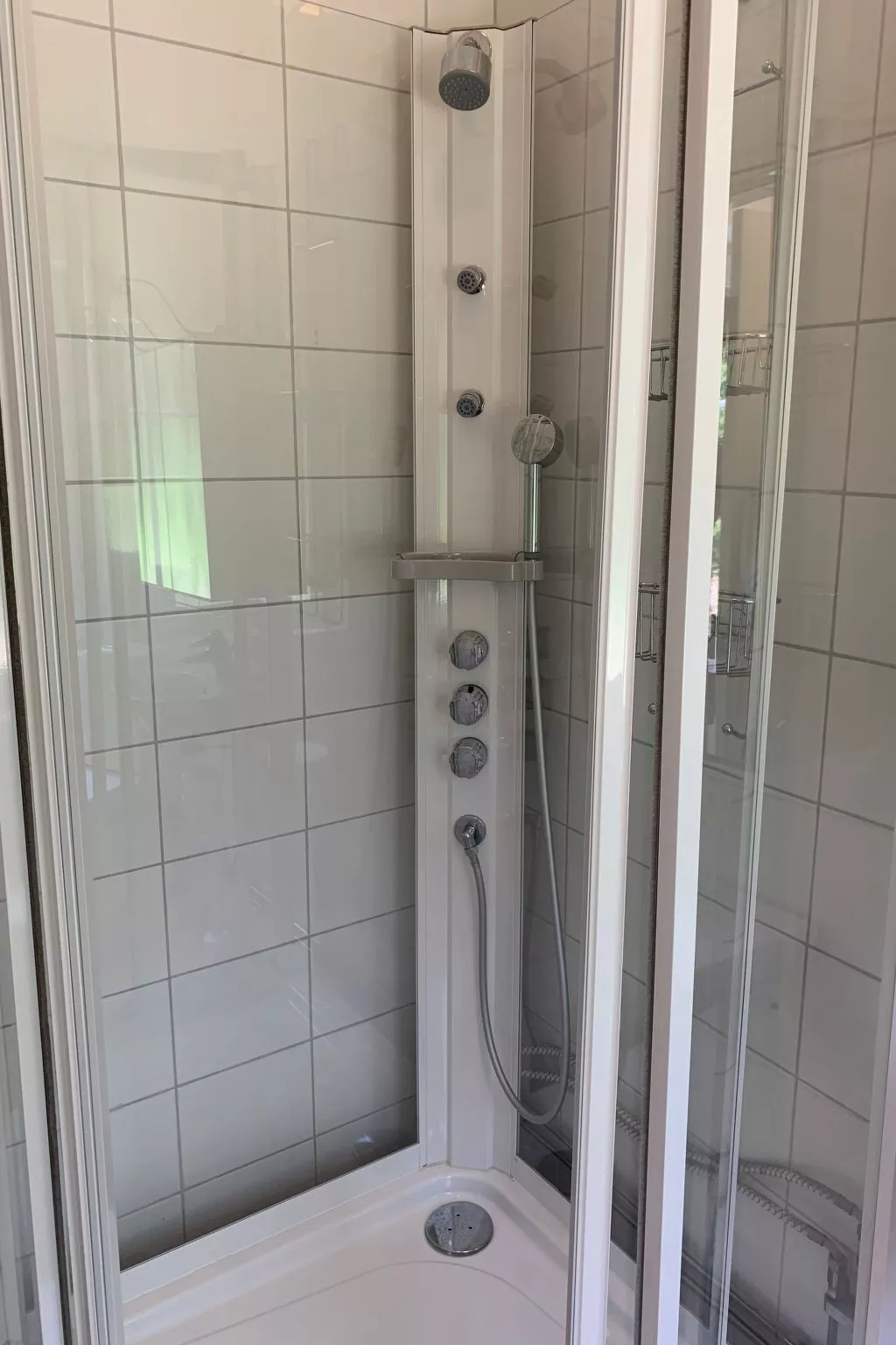 Wunderschönes Cottage "Traum von Wald und Meer"-Binnen