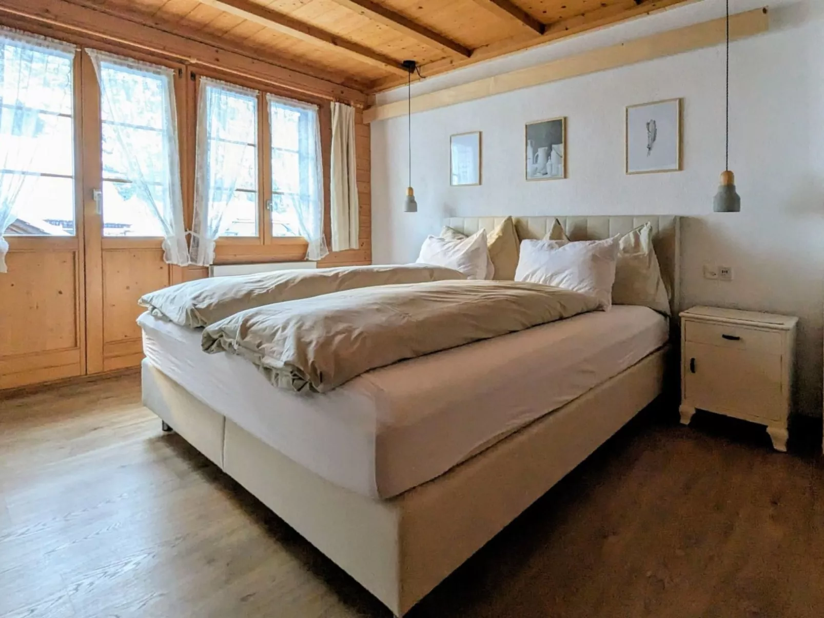 Margrit Ost-Image-tags.info