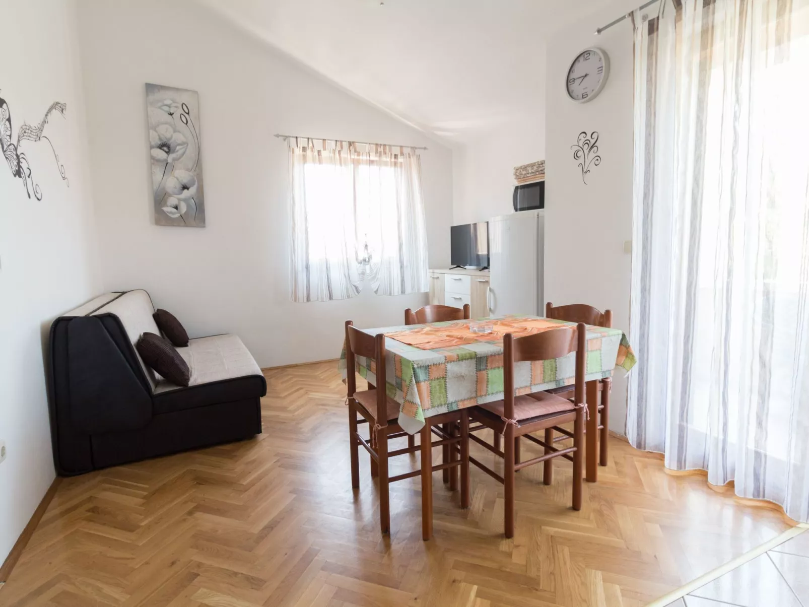 Schöne Ferienwohnungen Casa Nada-Image-tags.info