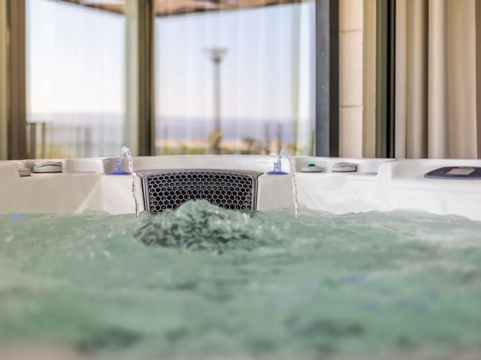 Luxus-Apartment mit Whirlpool-Binnen