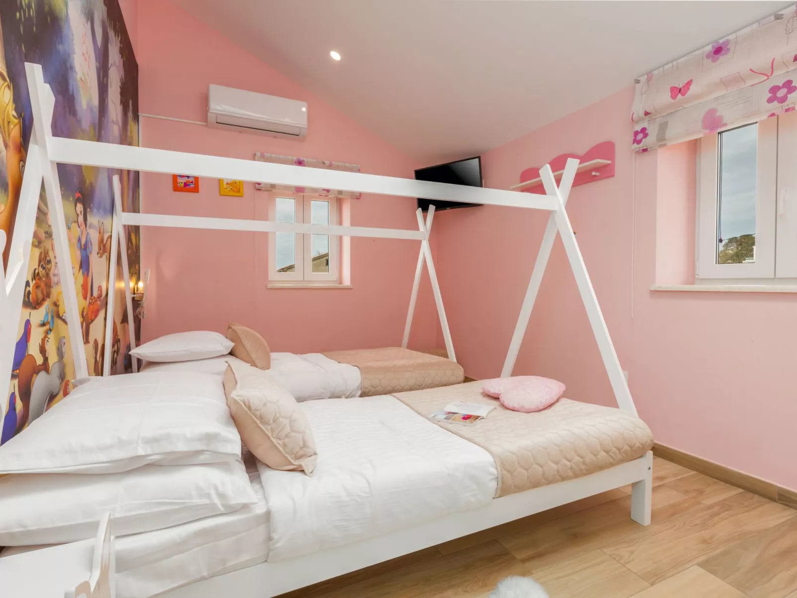 Villa Anabel bei Porec mit Pool, Jacuzzi und Sauna-Binnen