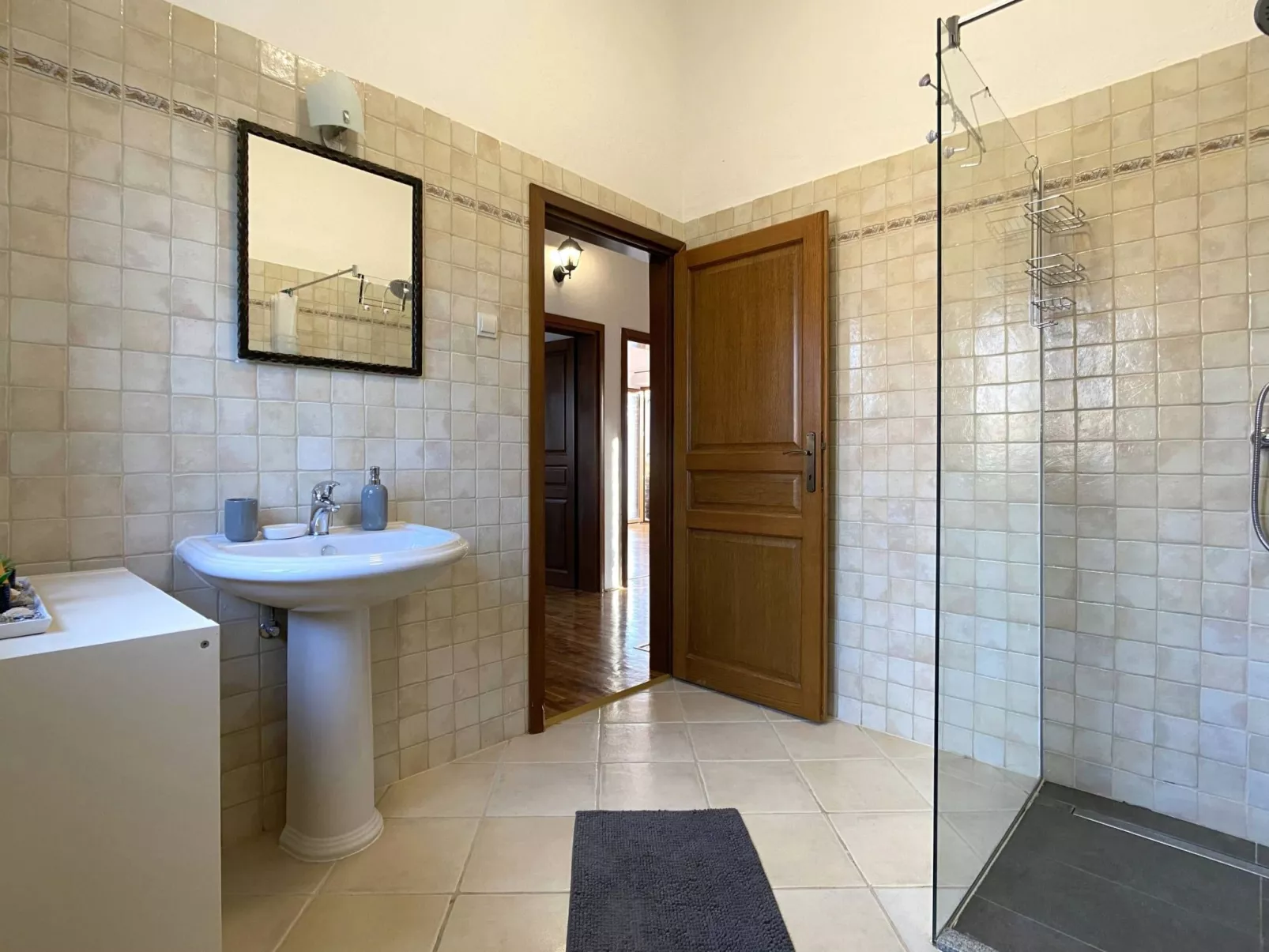 Villa Berenice-Binnen