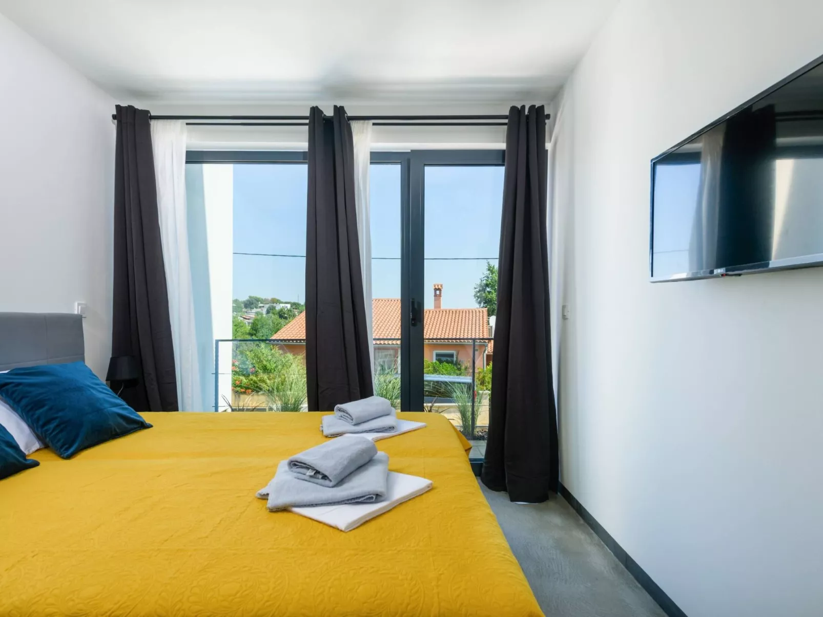 In Vintijan mit Privatem Pool-Binnen