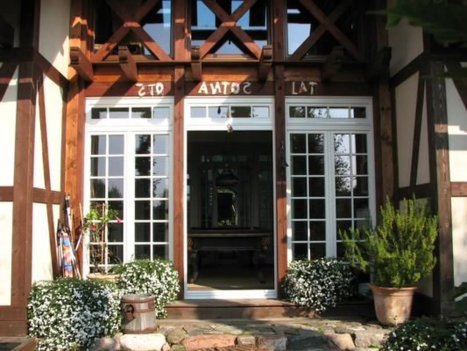 "Sunshine Apartment"-Buiten