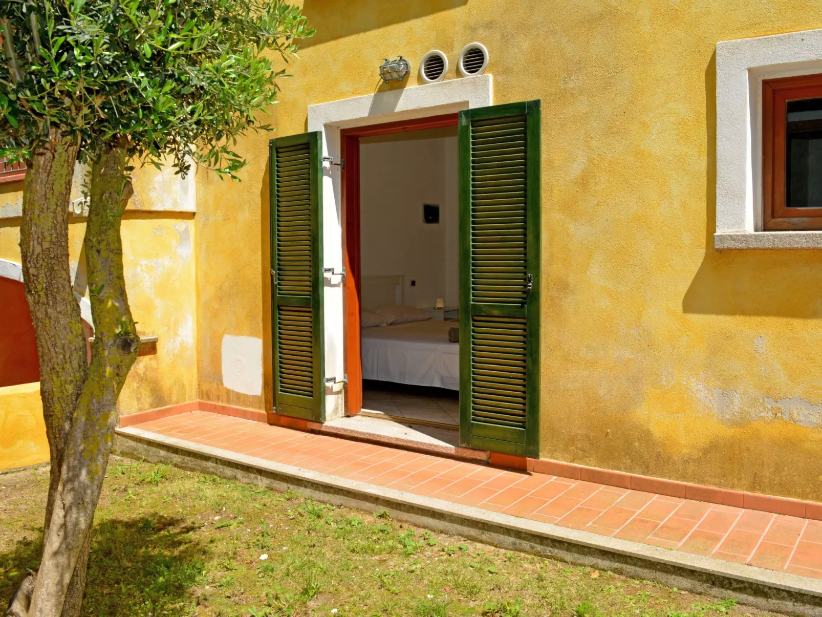 Schöne Wohnung in Residence mit Pool-Image-tags.info