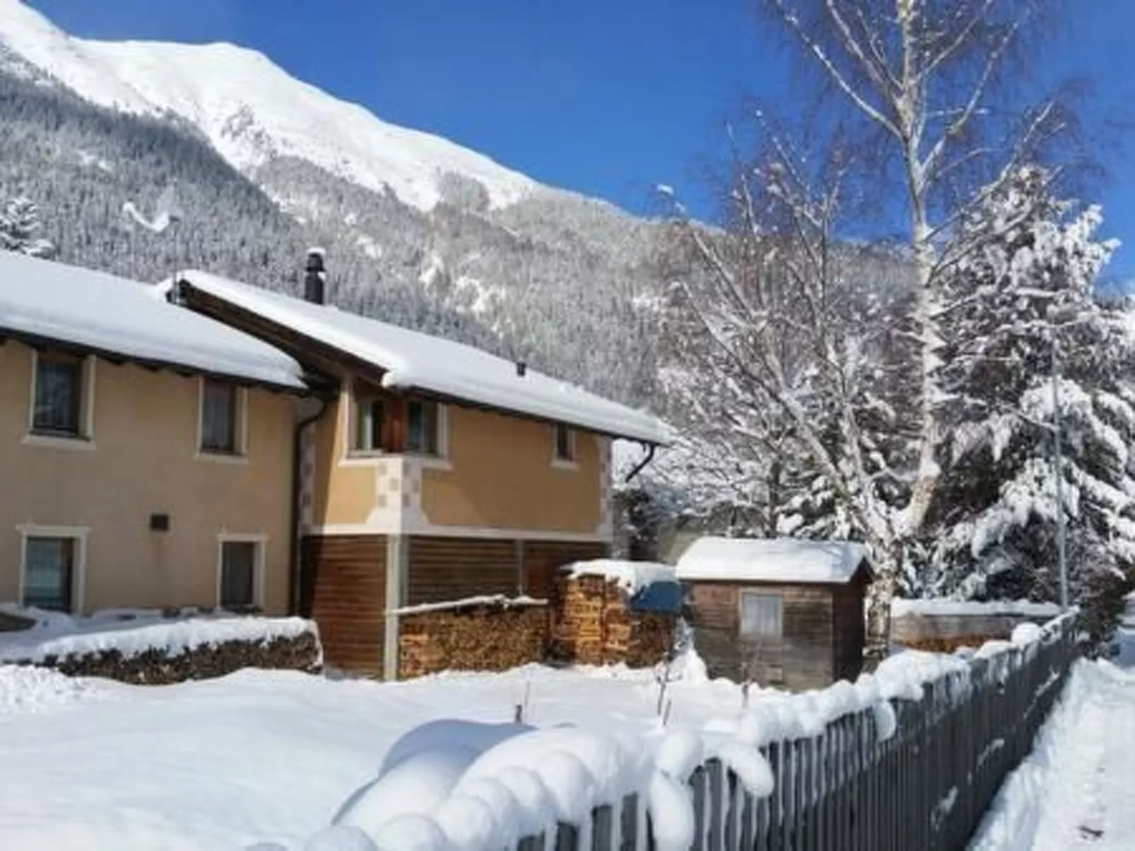 Chasa Suldanella-Image-tags.info