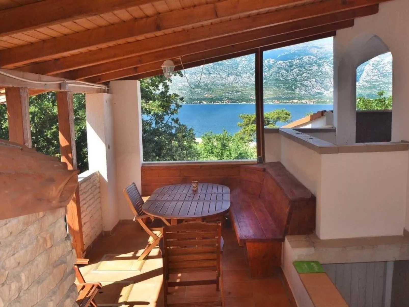 Für vier Personen mit Terrasse-Image-tags.info