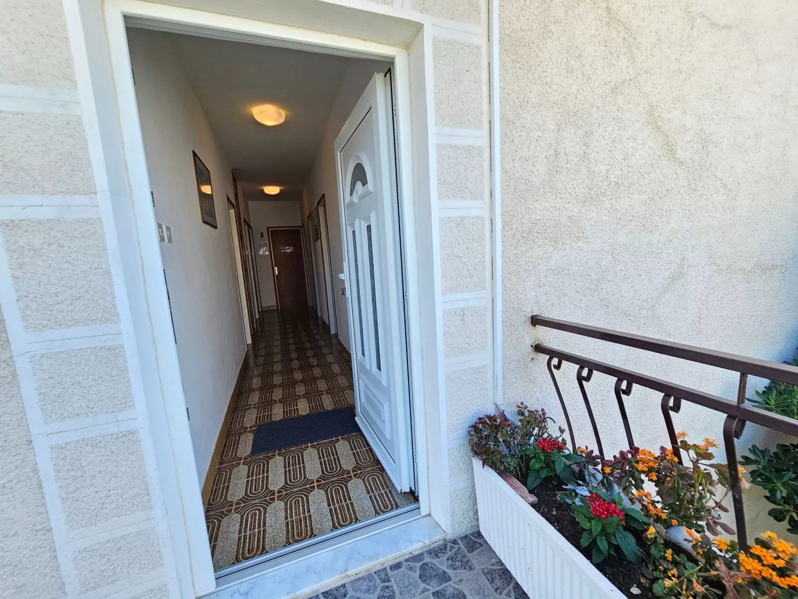 Wohnung für 7 Personen mit Terrasse und Meerblick-Binnen