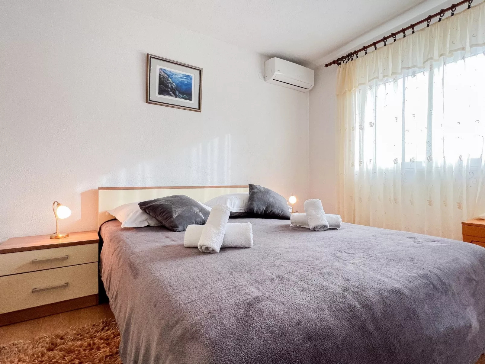 Günstiges Ferienhaus mit Pool und Meerblick-Image-tags.info