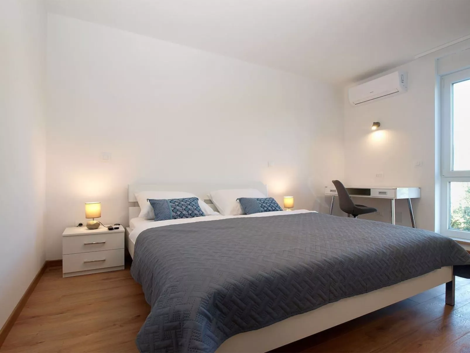 Ferienvilla mit privatem Pool-Image-tags.info