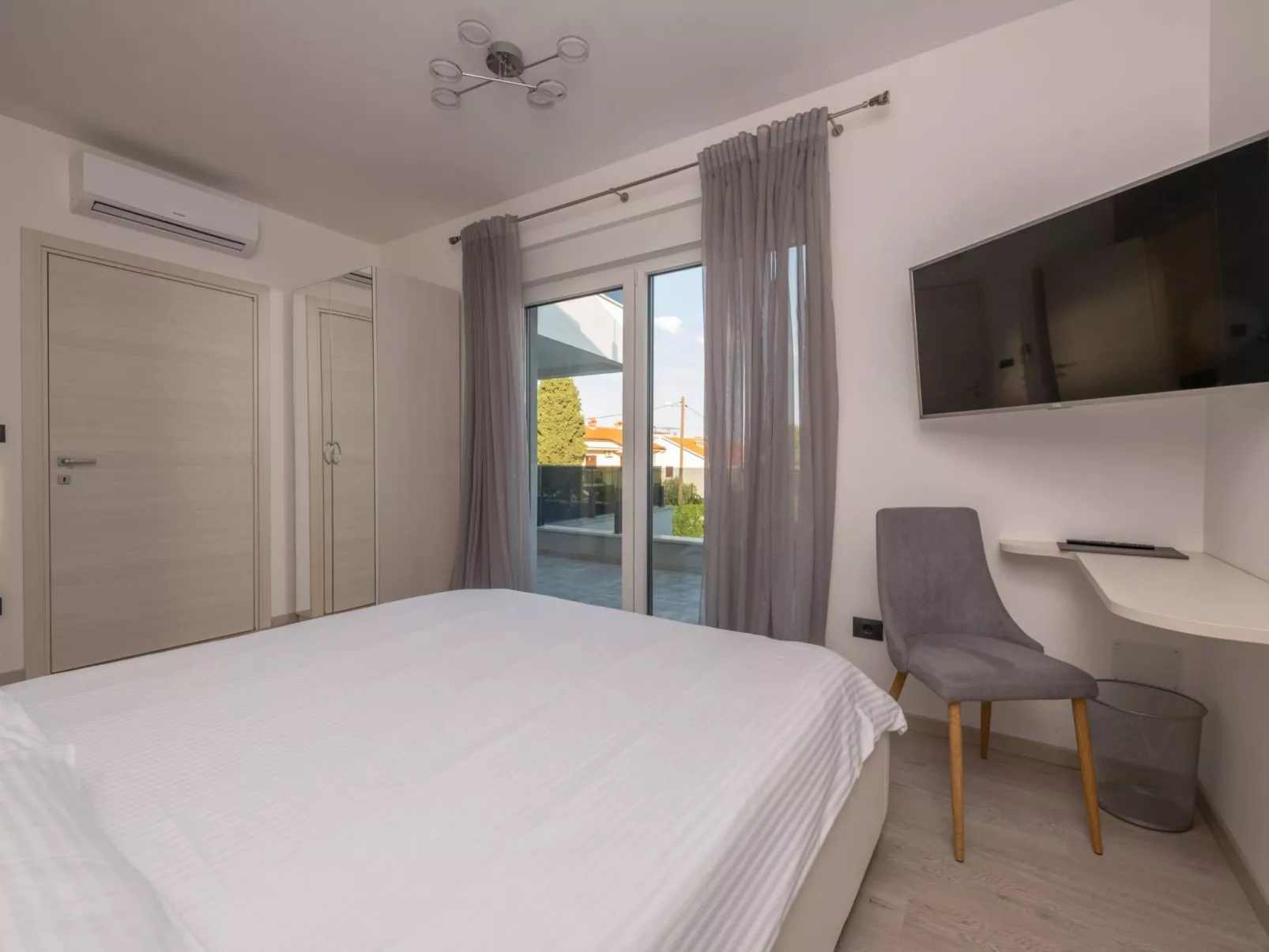 Villa K mit Jacuzzi auf dem Dach und Meerblick-Image-tags.info