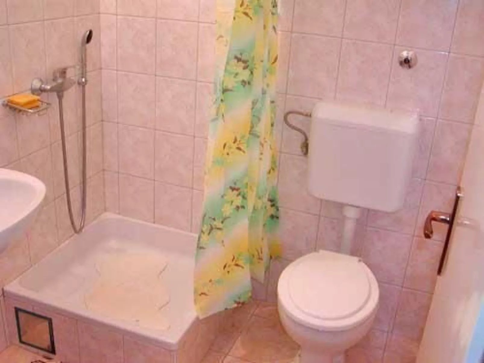 Sunara mit Terrasse und Kinderpool-Binnen