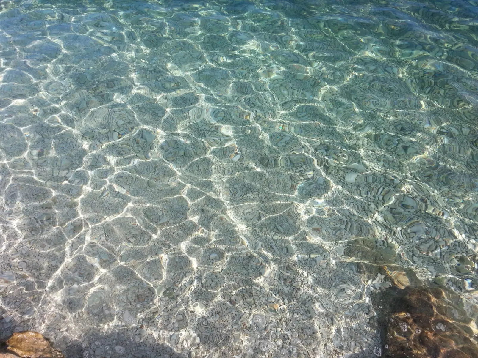 Erdgeschosswohnung mit viel Komfort und Terrasse-Binnen