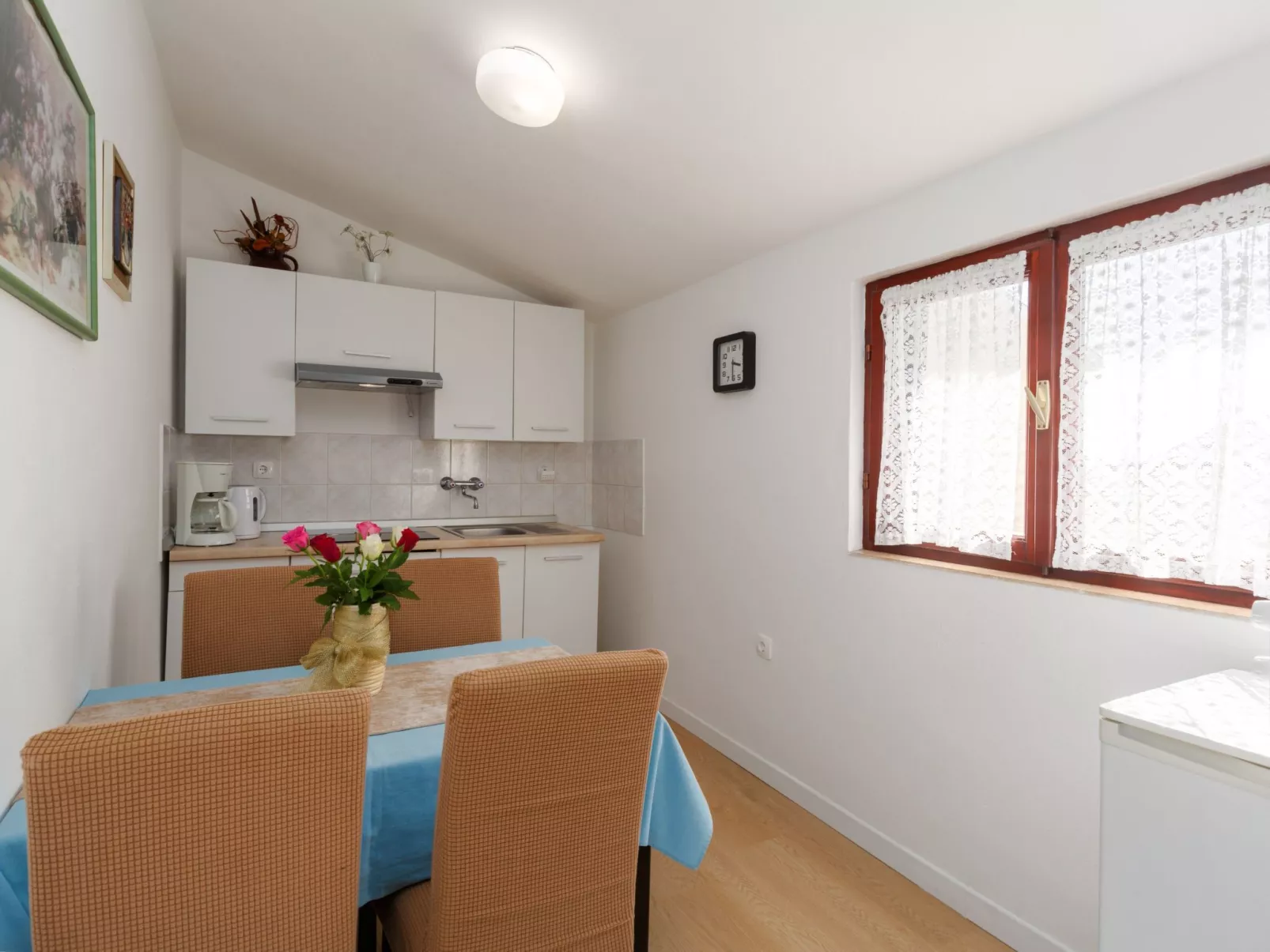 Rozi 4 in Strandnähe-Binnen