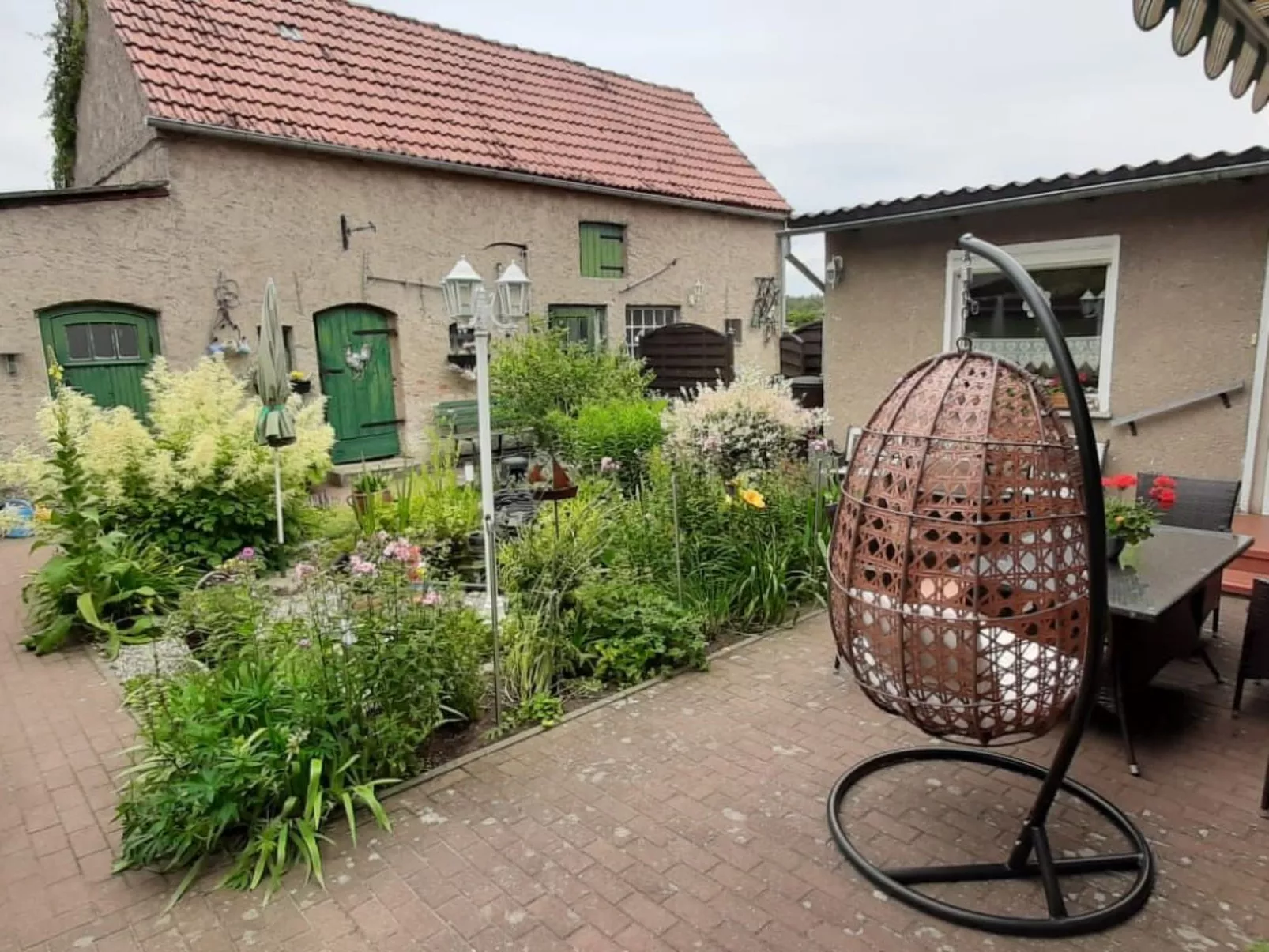 Am Apothekerberg-Buiten