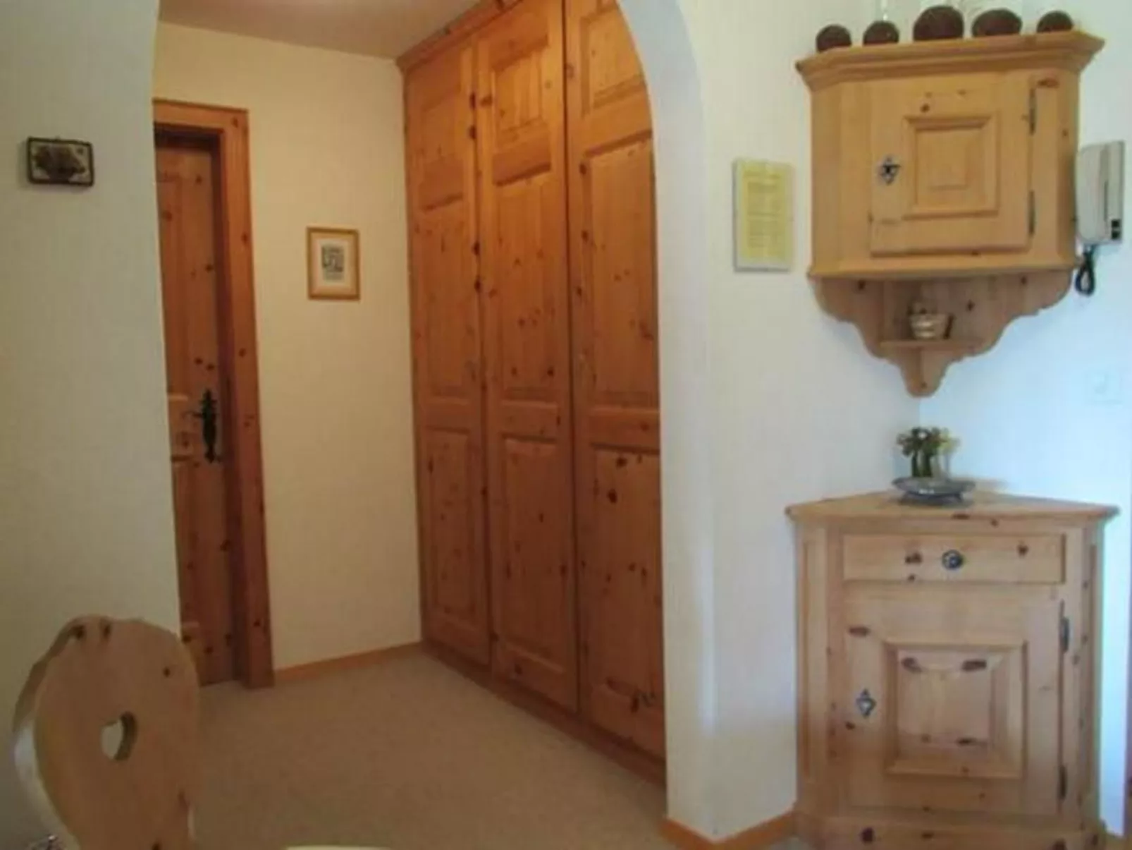 Chesa Polaschin C8-Image-tags.info