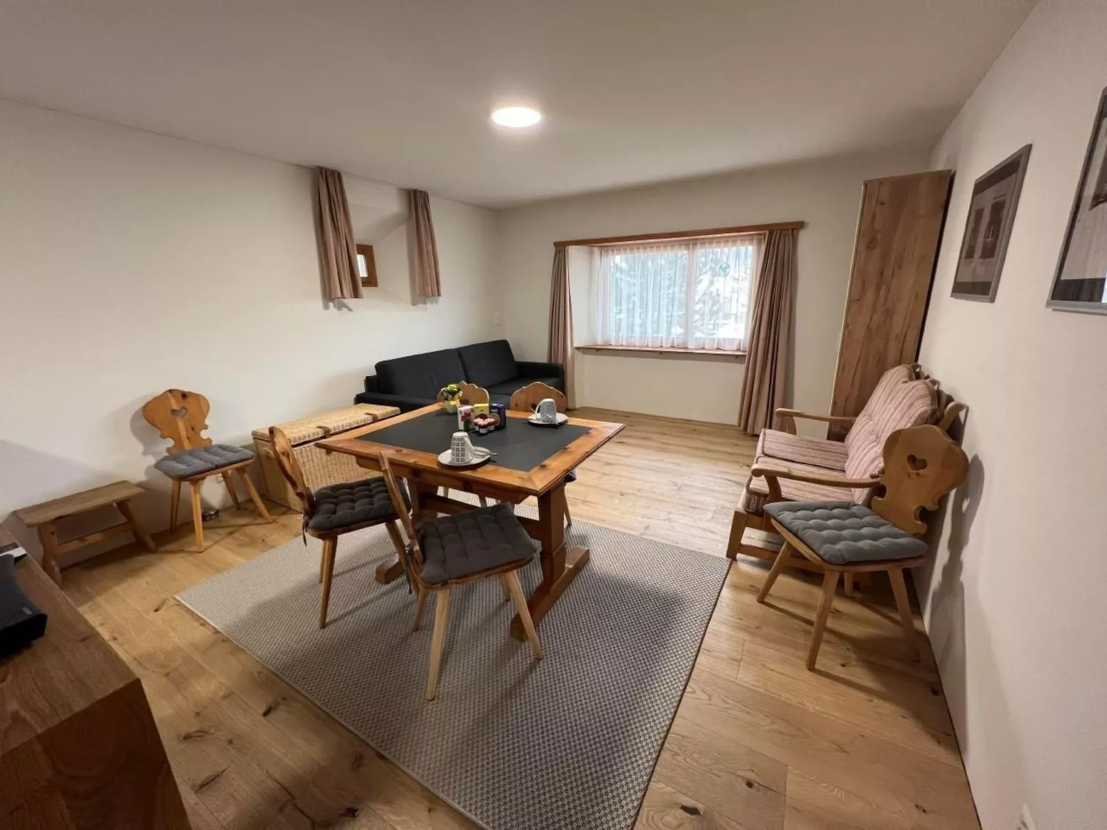 Chesa Tarnuzzer - ÖV-Binnen