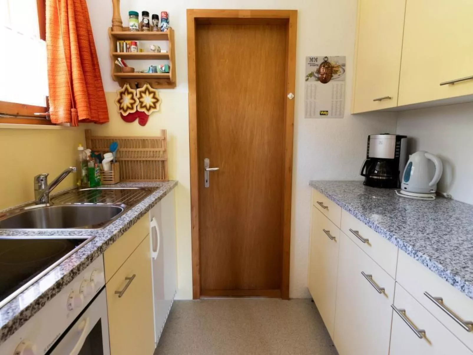 Chalet Tannehüsli-Binnen