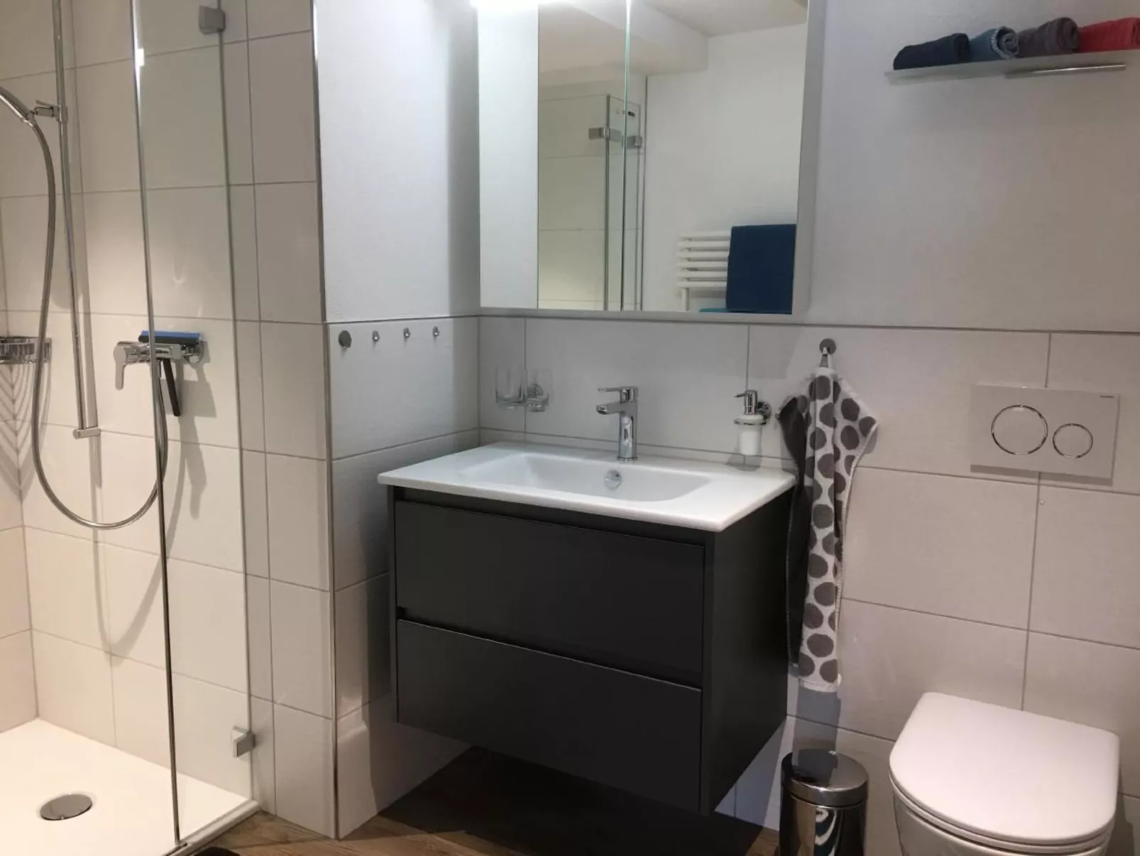 Katharina von Allmen-Image-tags.info