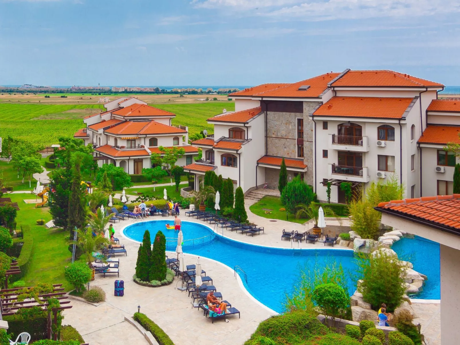 Lux Apartment - Buiten