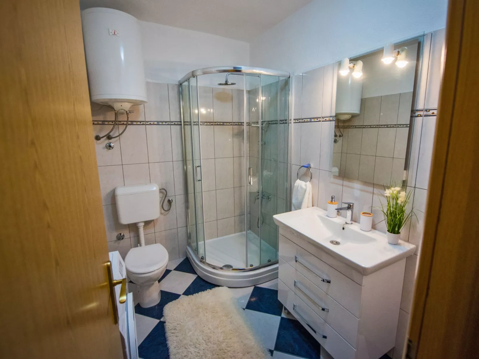 Haus in Grubine mit Außenpool-Binnen