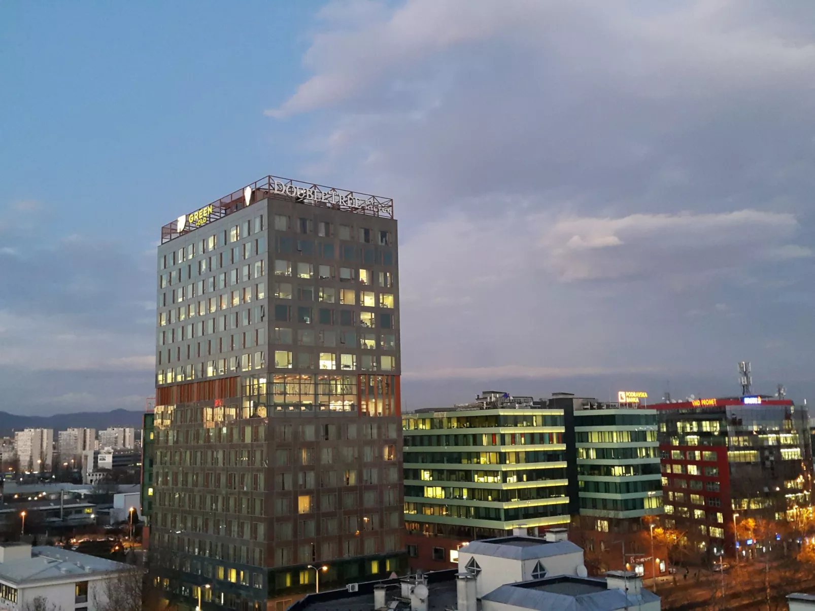 "Amanda" mit Terrasse-Buiten
