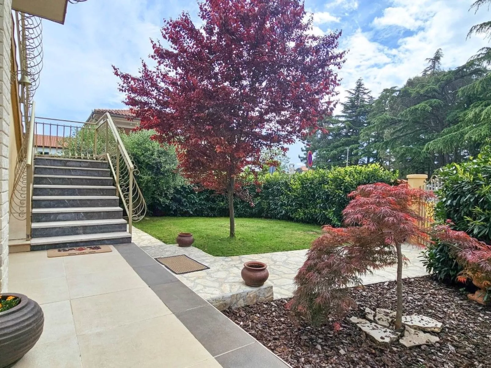 Schöne Ferienwohnung Romana-Buiten