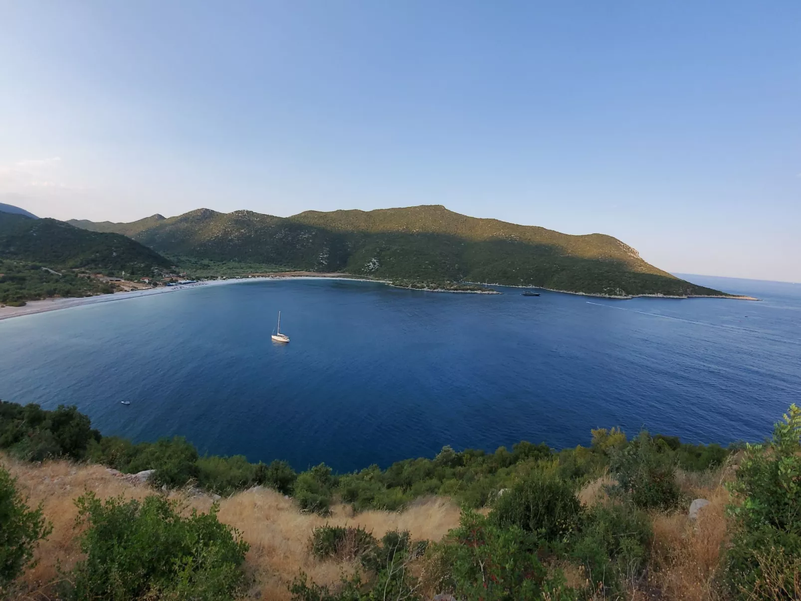 1249147 (copy)-Buiten