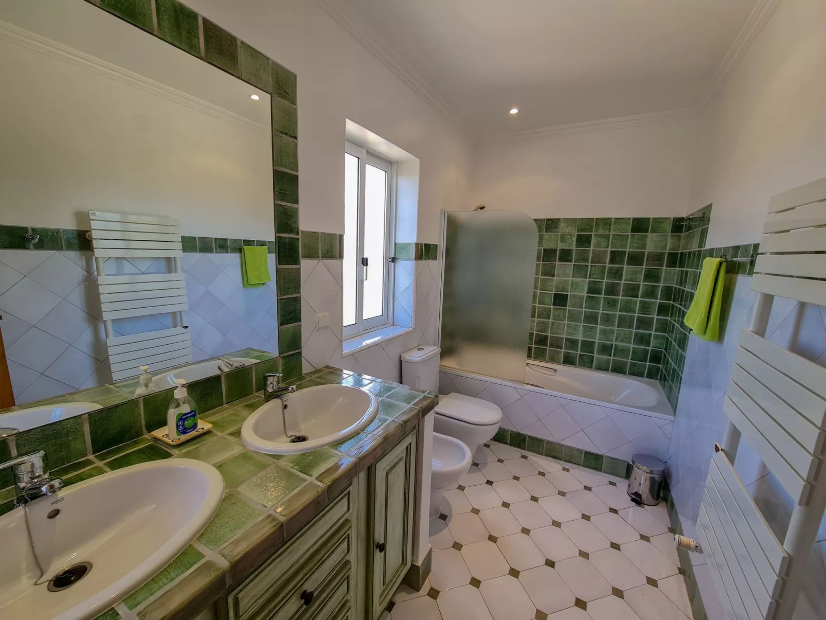 Villa Mar á Vista-Binnen