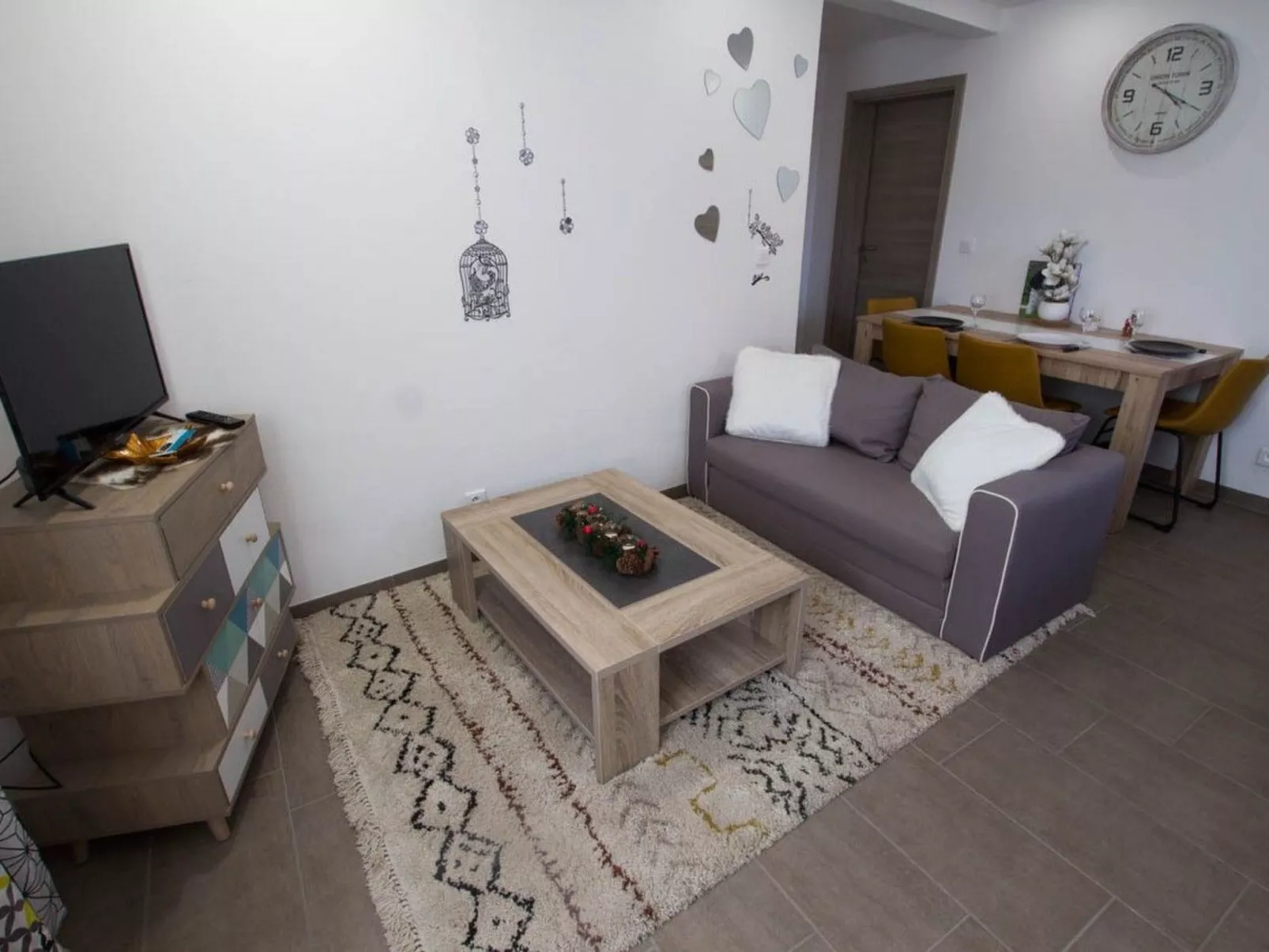 Chez Emilie et Charles klassifiziert 4 Sterne-Binnen