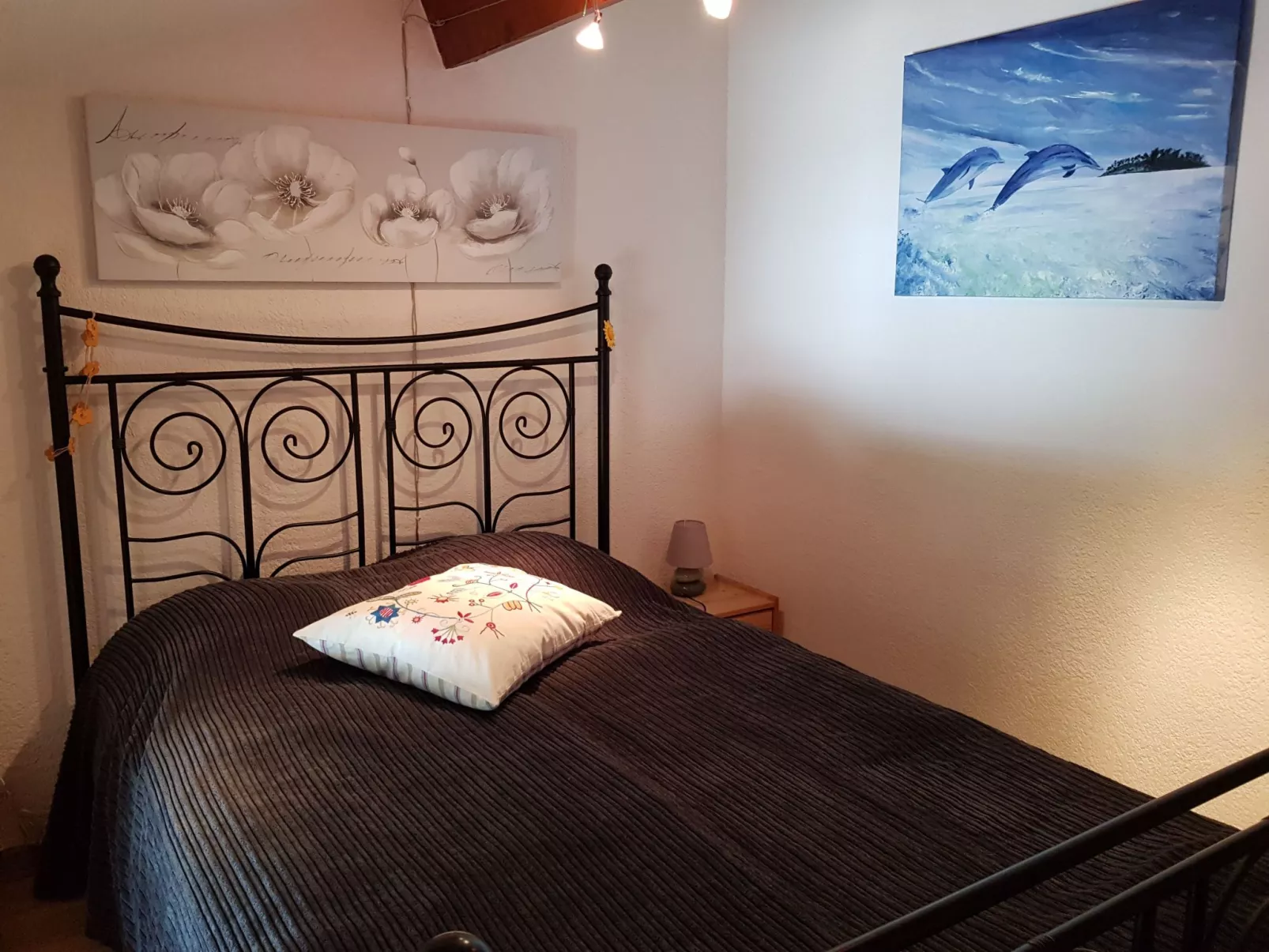 Anlage mit Tennisplatz und 3 Gemeinschaftspools-Binnen