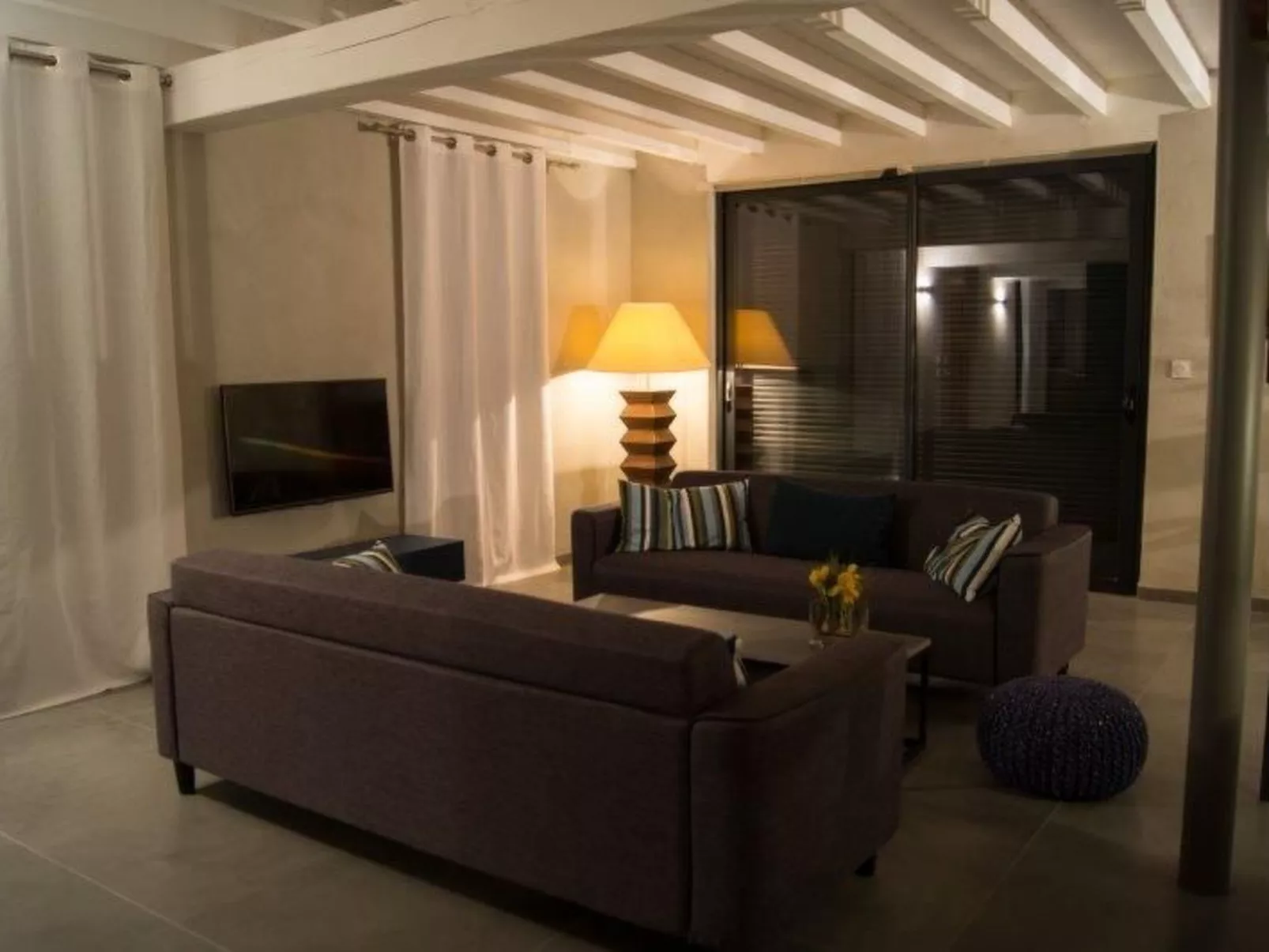 Luxuriöses Landhaus mit Pool-Binnen