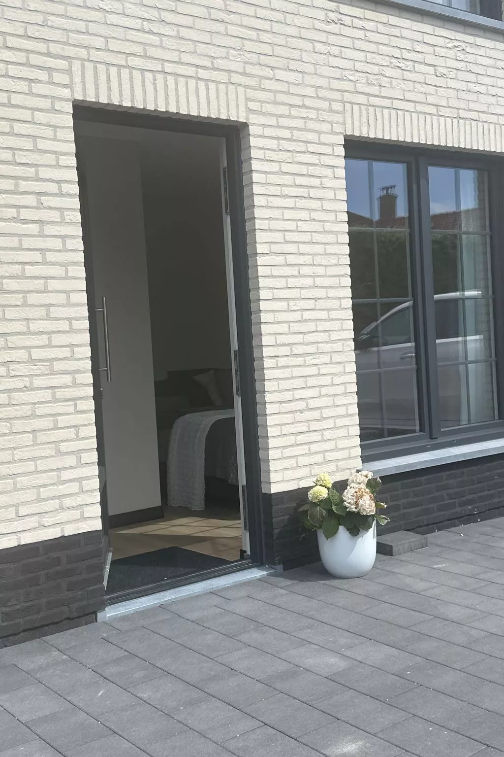 Kleines neues sauberes Appartement-Image-tags.info