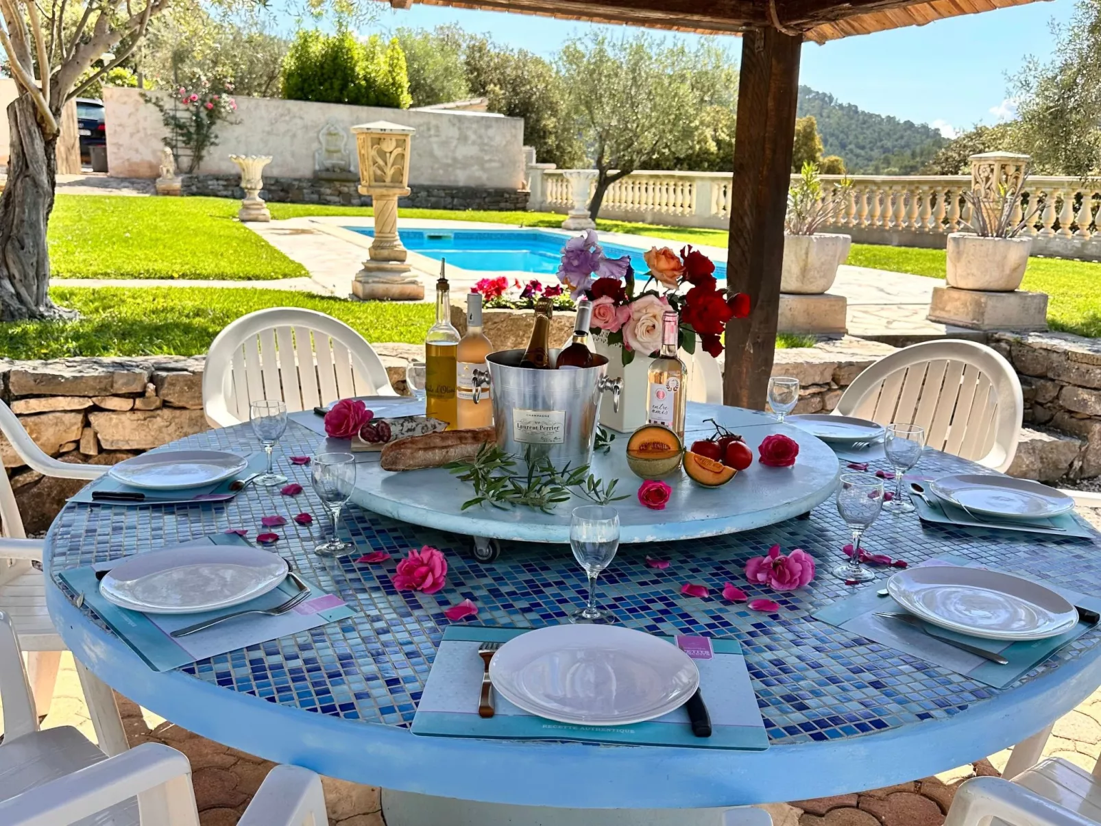 Beheizter Pool ab Mitte April-Buiten