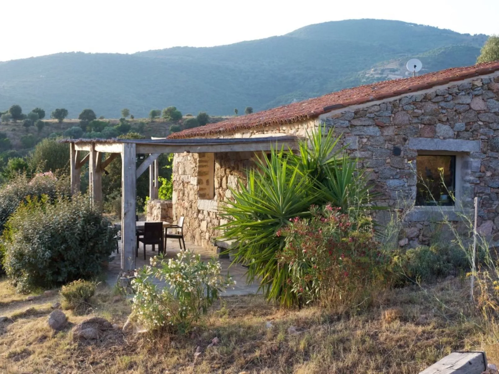 In idyllischer Lage im Süden Korsikas-Binnen