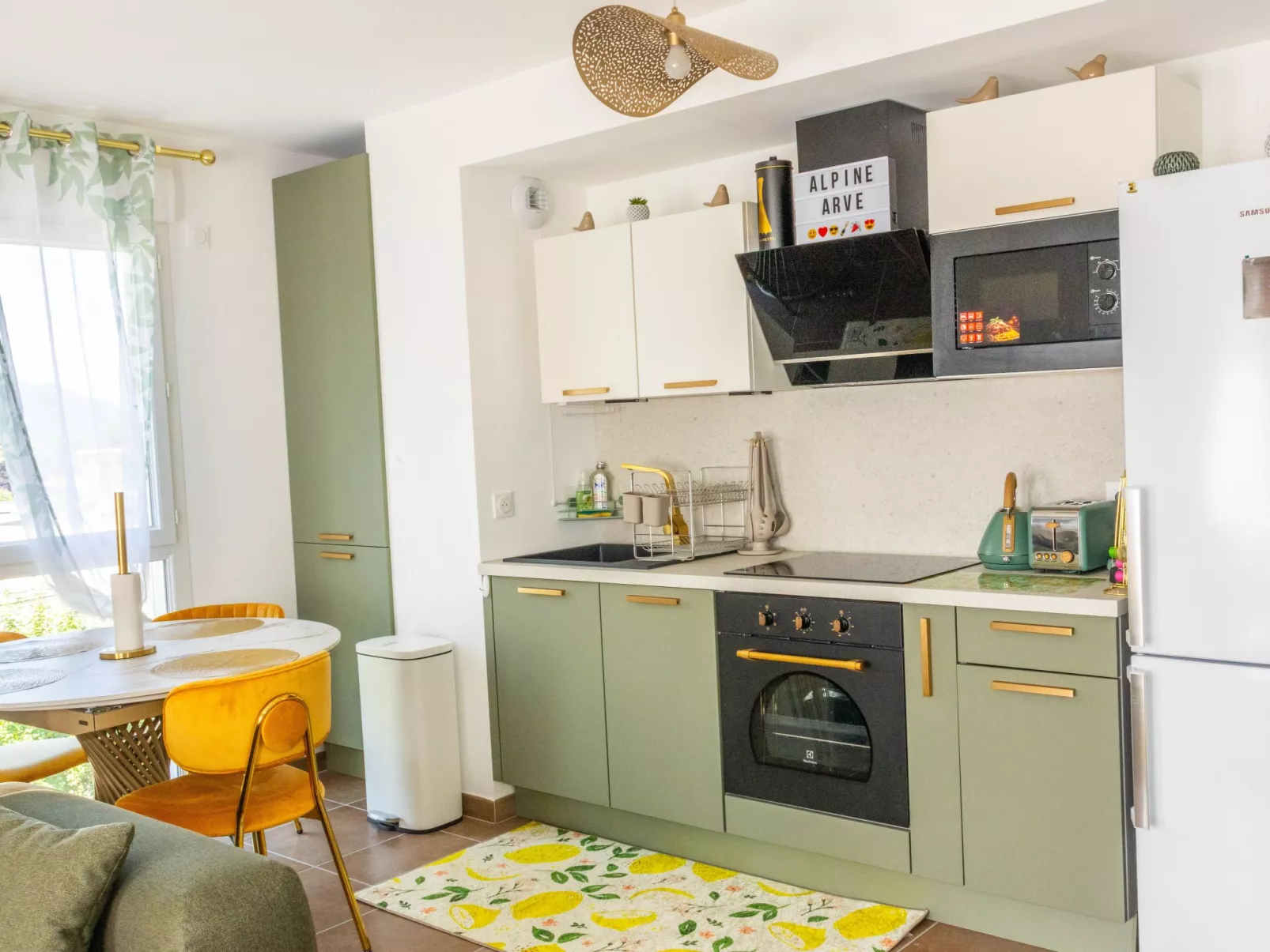 Gemütliches Condo mit wunderschönem, ruhigem Bergblick-Binnen