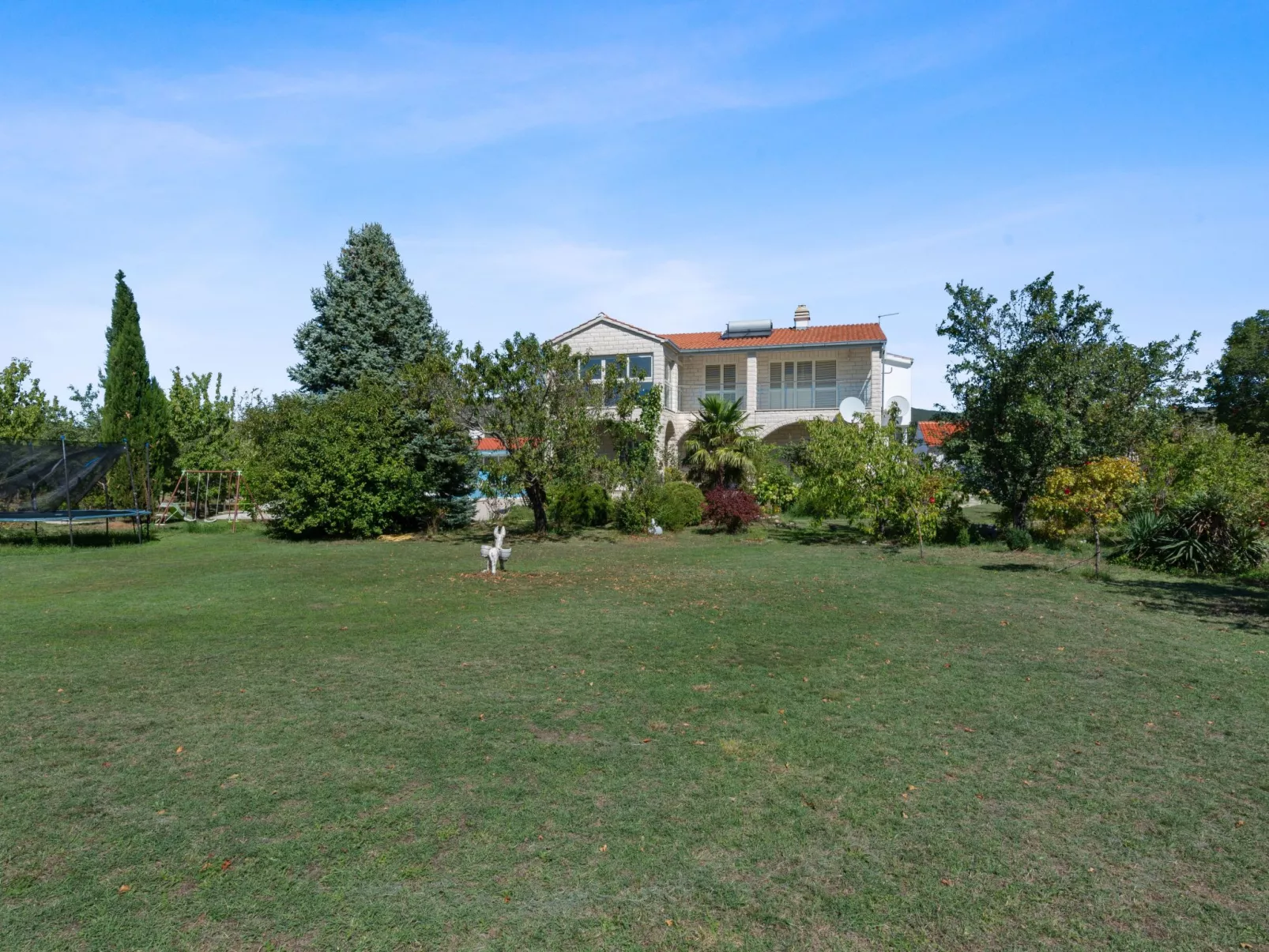 Anwesen "Villa Almas, Sauna, Fitnessraum, Multisport