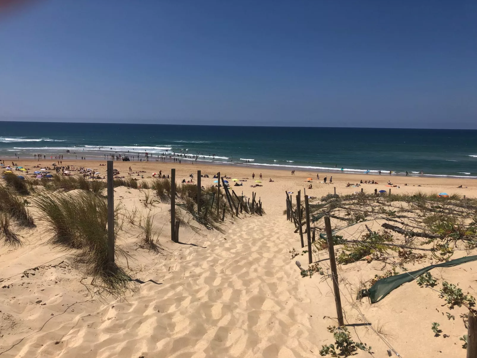 Schönes Appartment in ruhiger Lage in einer baumbestandenen Residenz mit beheiz-Buiten