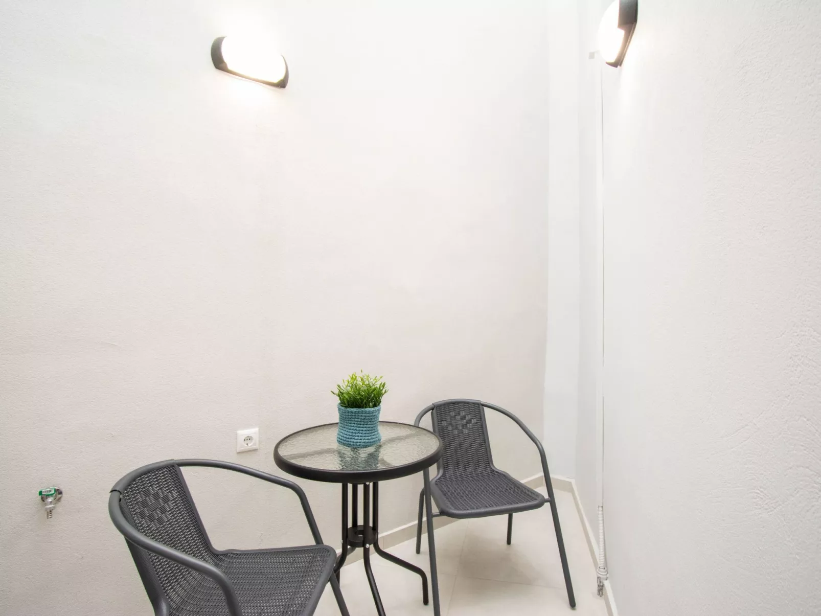 Basil Central Studio - bei Checkin - Binnen