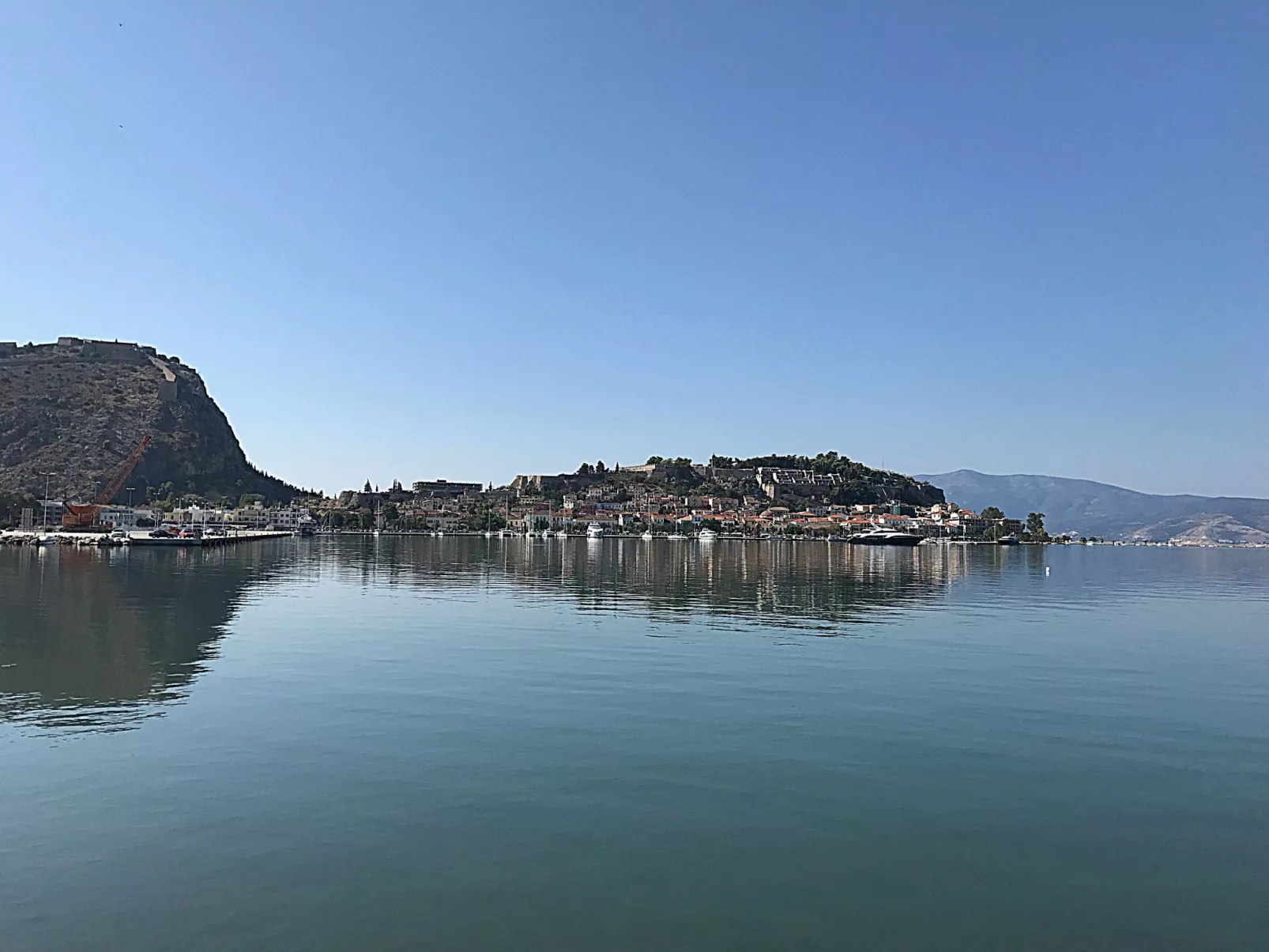 Schöne Ferienwohnung mit Meerblick in Kiveri-Buiten