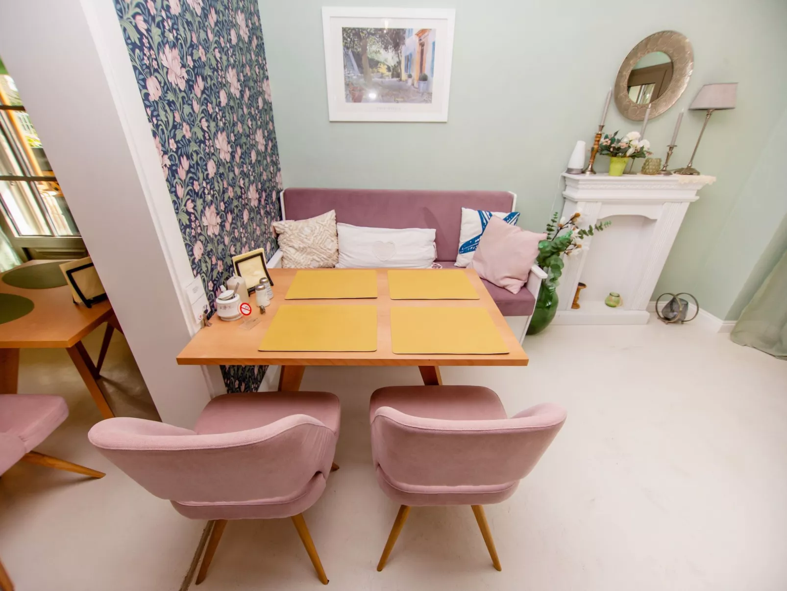 Studio-Appartement mit Balkon-Binnen