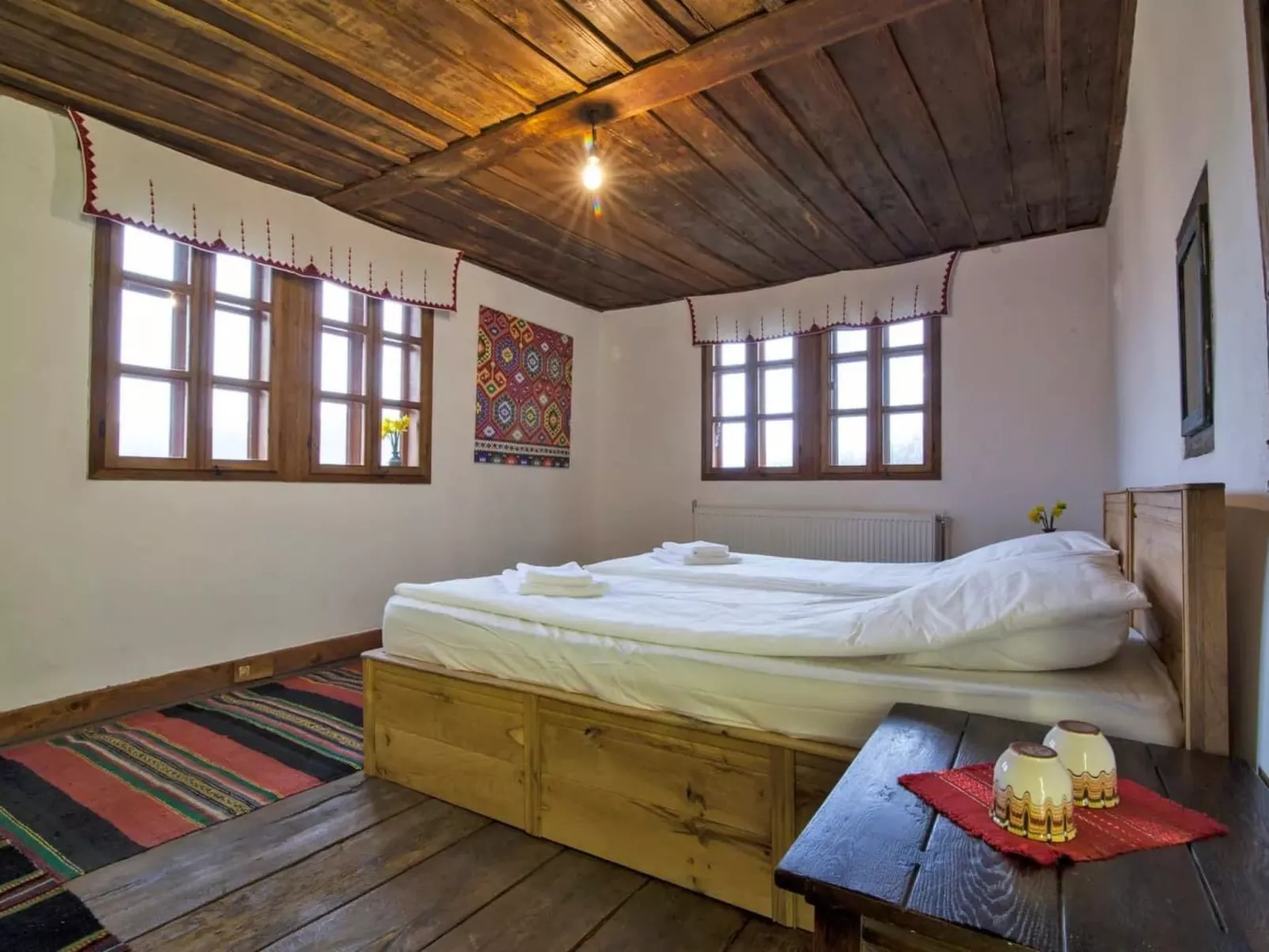 Authentisches Haus mit Bergblick - Karashka-Binnen